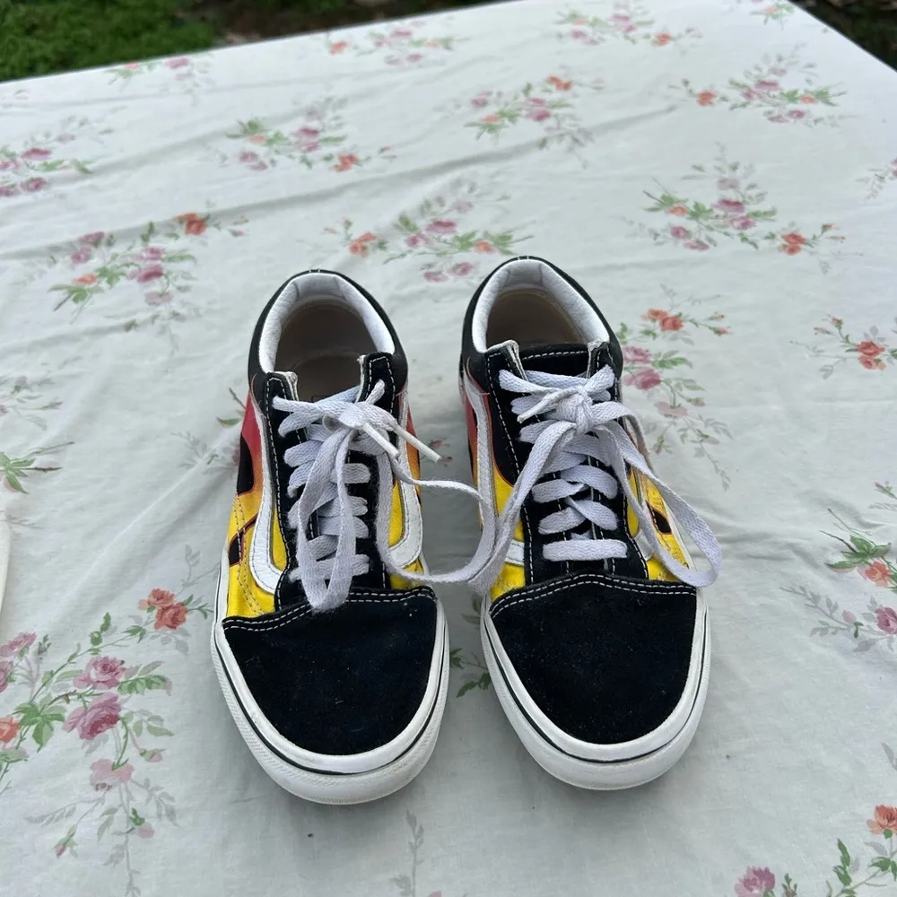 Vans Old Skool‎ Flame Sneaker Size 3.5 men’s 5 womans black red yellow skater - Image 12
