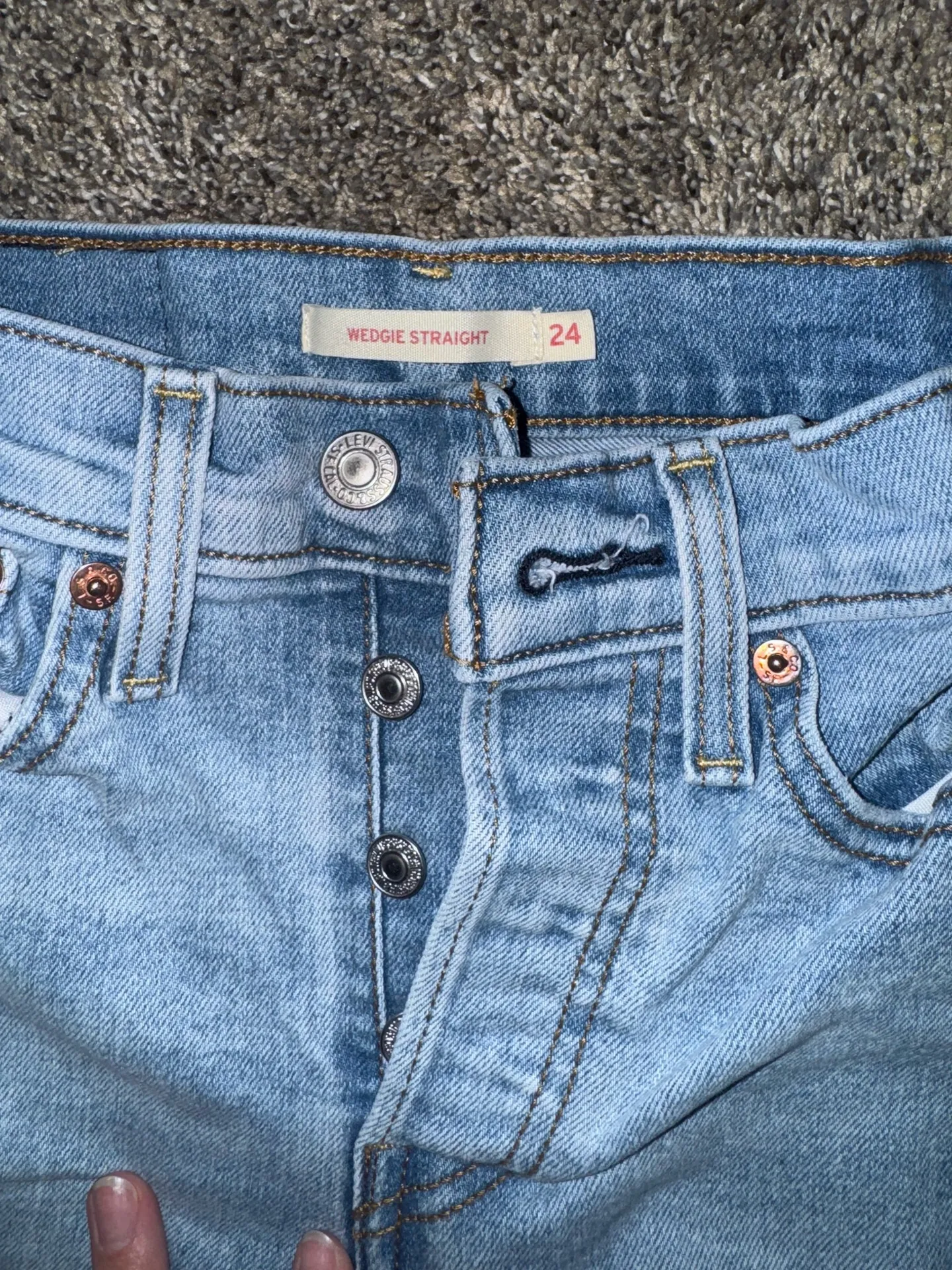 Levi’s Wedgie Straight Jeans - Image 3