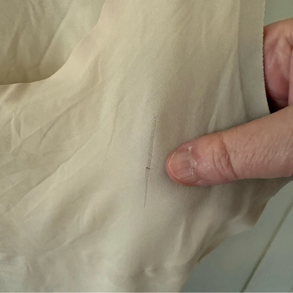 Spanx Thinstincts Bodyshaper Natural Tank. Size Small. - Image 5