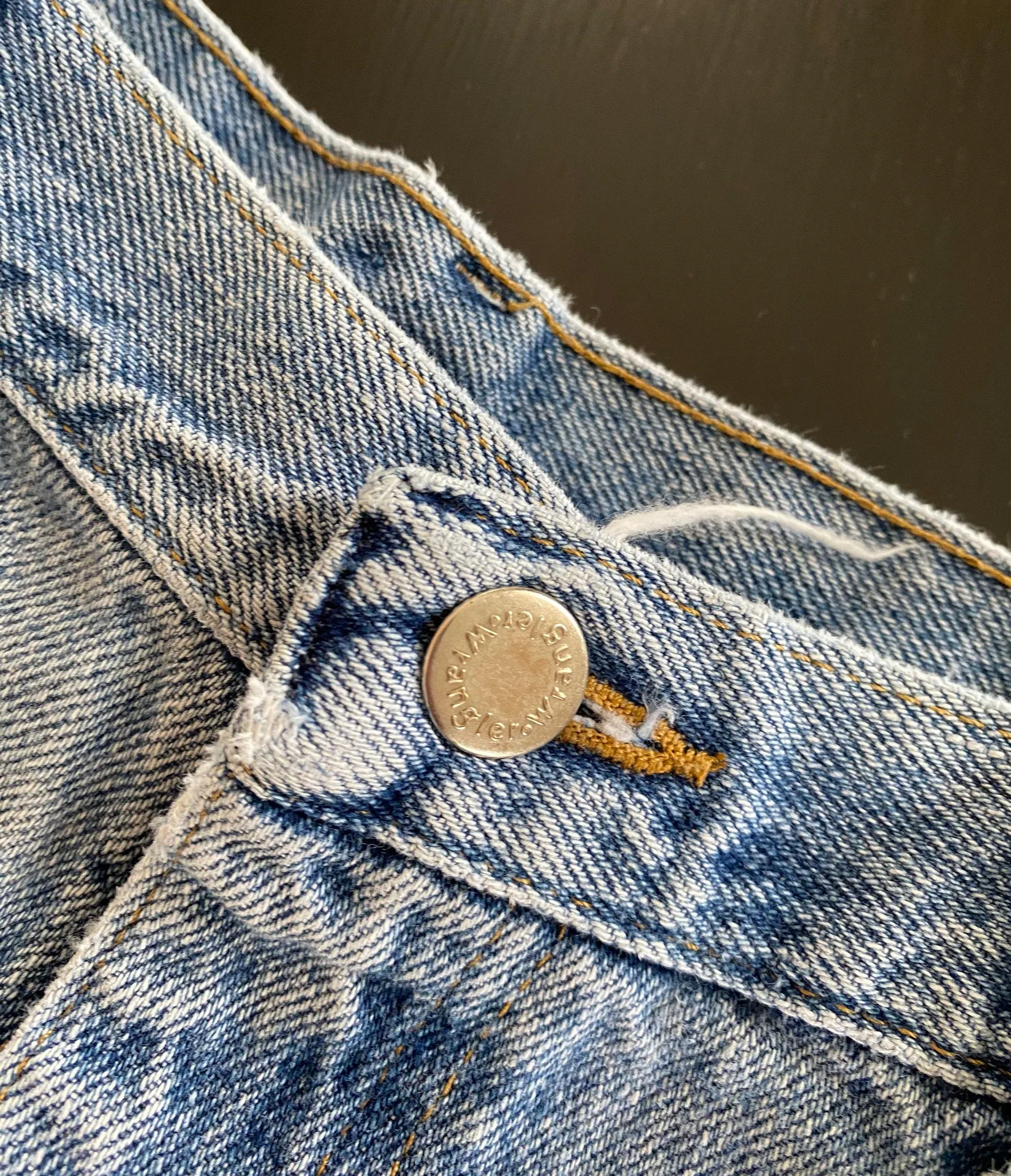 Wrangler Distressed Shorts - Image 3