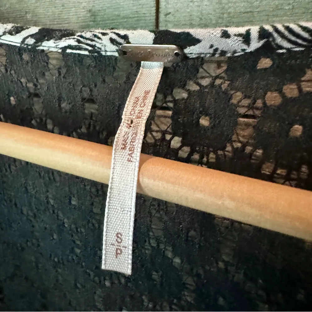 Free People Moon River Tunic Floral Lace Semi-Sheer Boho Relaxed Flowy Peasant S - Image 5