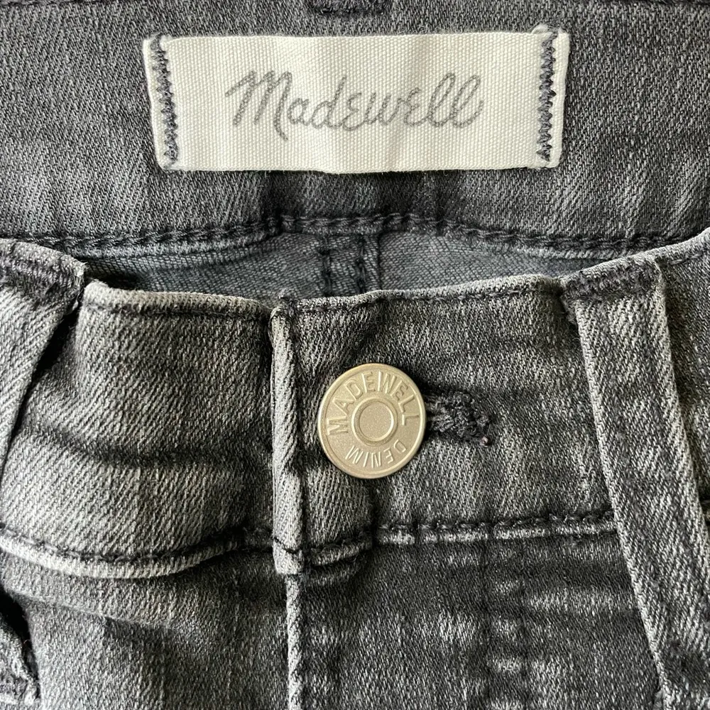 Madewell Washed Black 9” High Rise Skinny Jean in Lunar Wash Size 25 - Image 7
