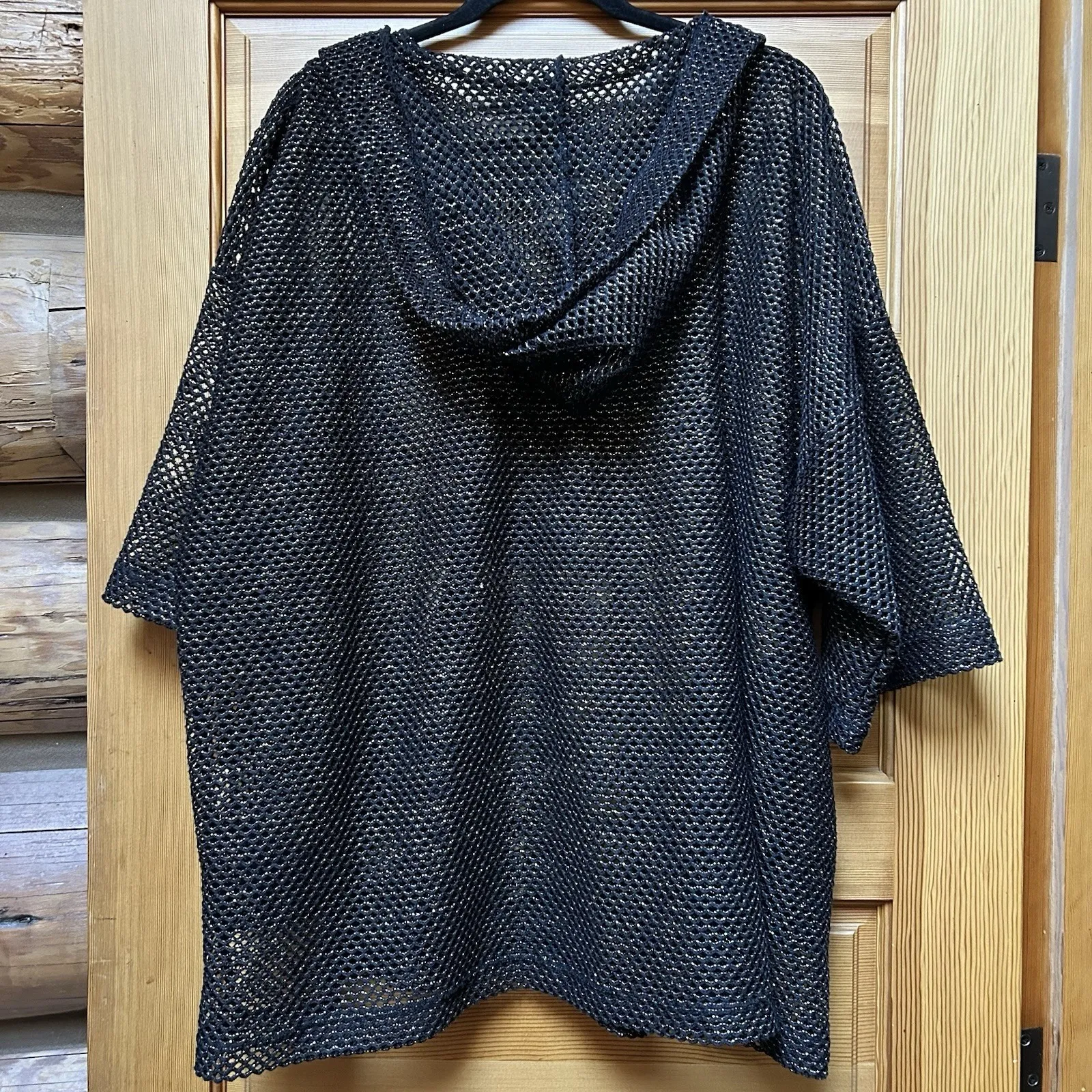 VTG 90s Catalina Black/Gold Mesh Hoodie Top Indie Punk Goth Grungefairy Witchy - Image 2