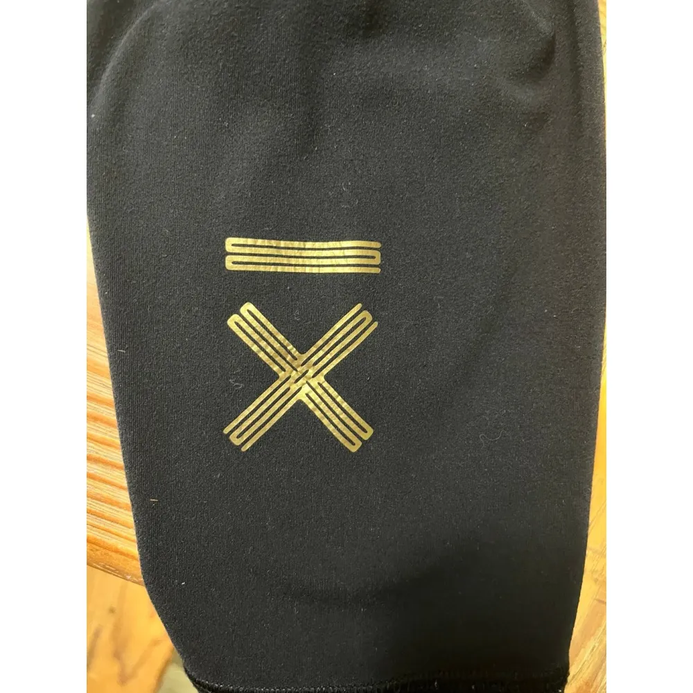 Lululemon Align leggings size 4, 27 inch - Image 3