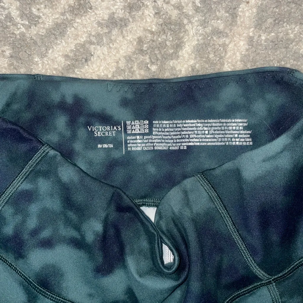 Victoria's Secret Dark Green Leggings - Image 3
