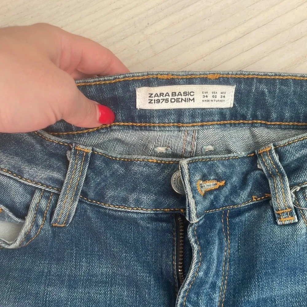 Zara basic denim jeans - Image 3