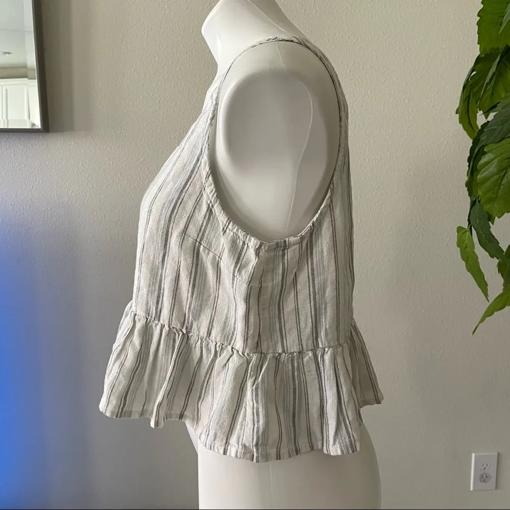 BP Women’s Cropped Top Size M - Image 4