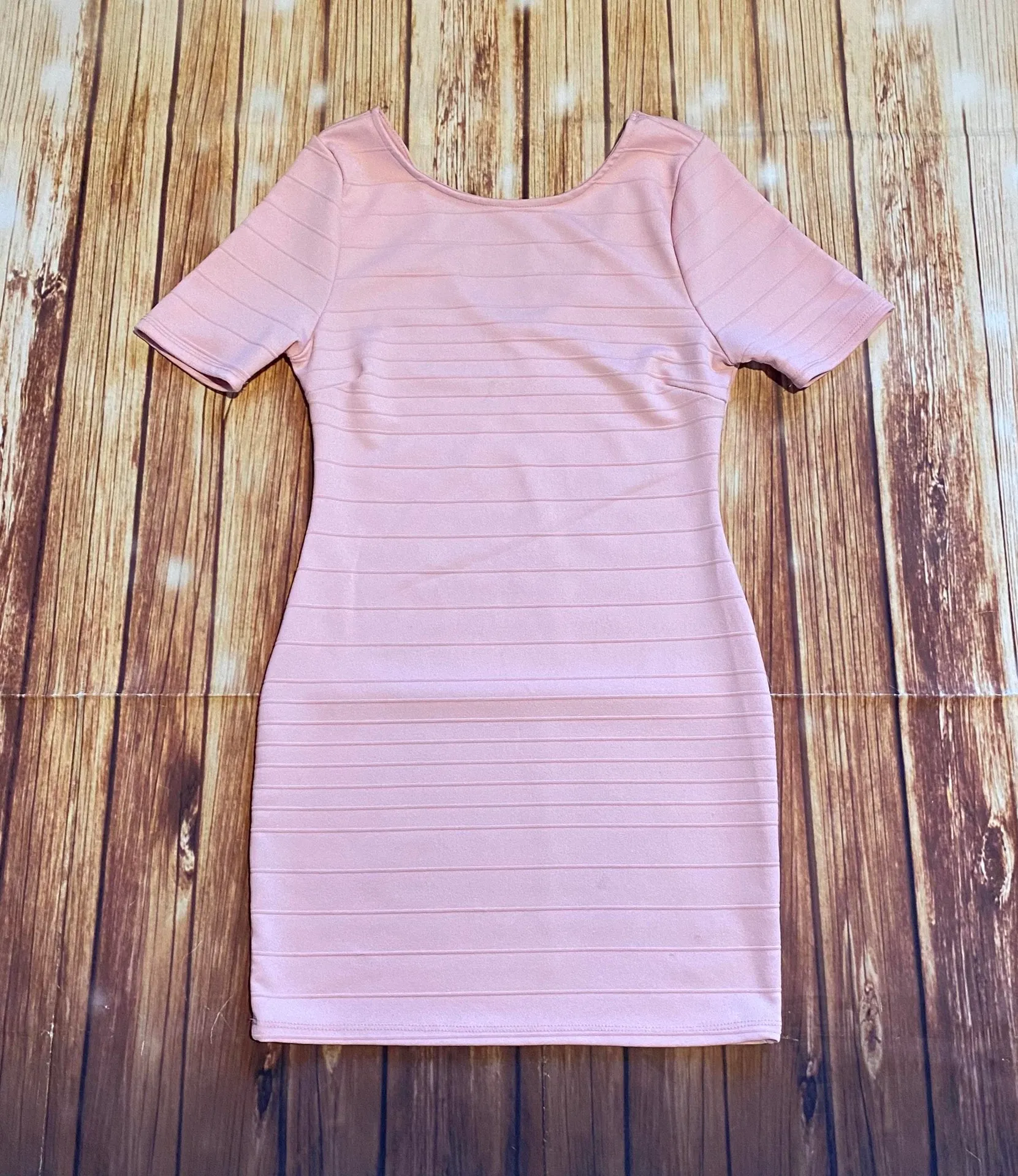Belinda Women’s Light Pink Bodycon Dress Sz Small  - Image 4