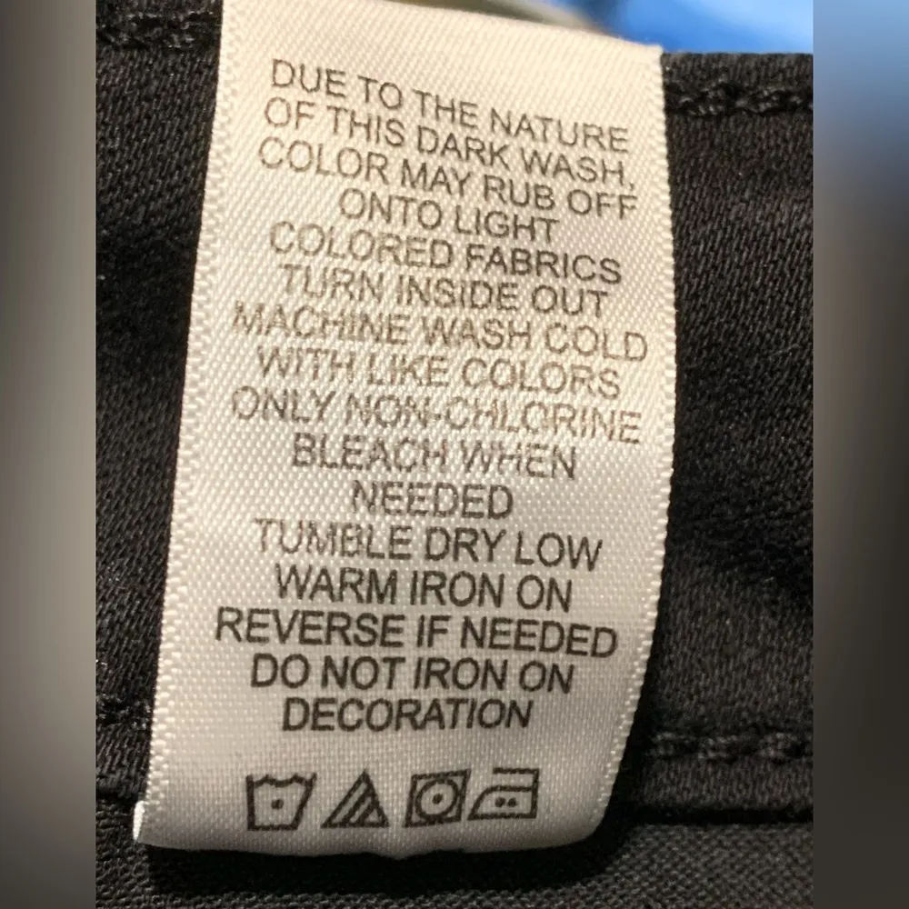 Maurices women’s embroidered skinny black jeans sz XL-Reg - Image 10