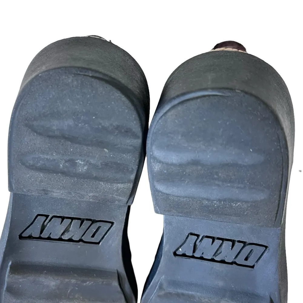 DKNY  Y2K Brown Suede Chukka Boots - Image 10