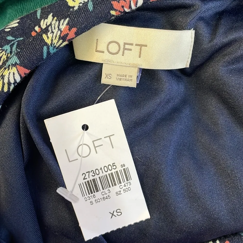 Loft Navy Floral Knotted MIDI Dresss - Image 6