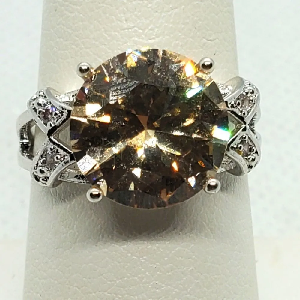 Sterling Silver Yellow Stone Ring (7.5) Yellow - Image 4