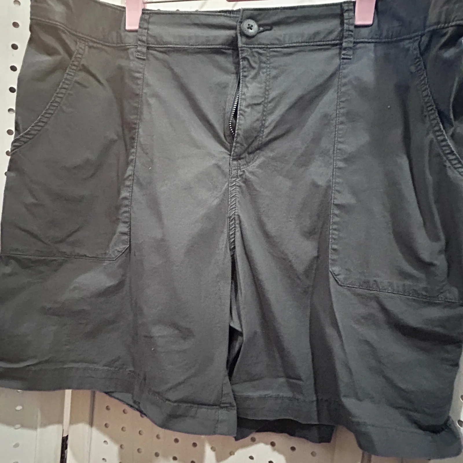 Social Standard by Sanctuary Cargo Shorts Gray Elastic Waist Pockets Size XXL - Image 4