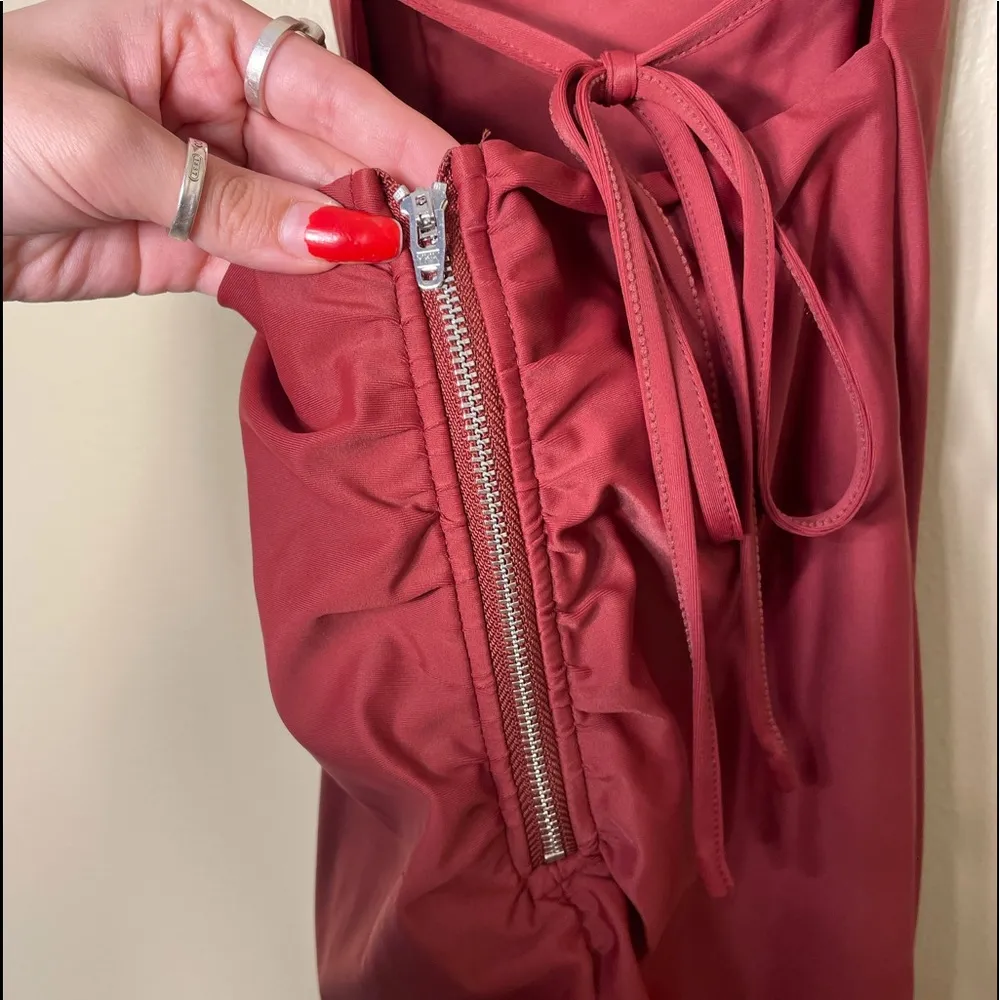 Tiger Mist Annika Lace-Up-Open Back Ruched Dress in Rust Size XS - Image 6