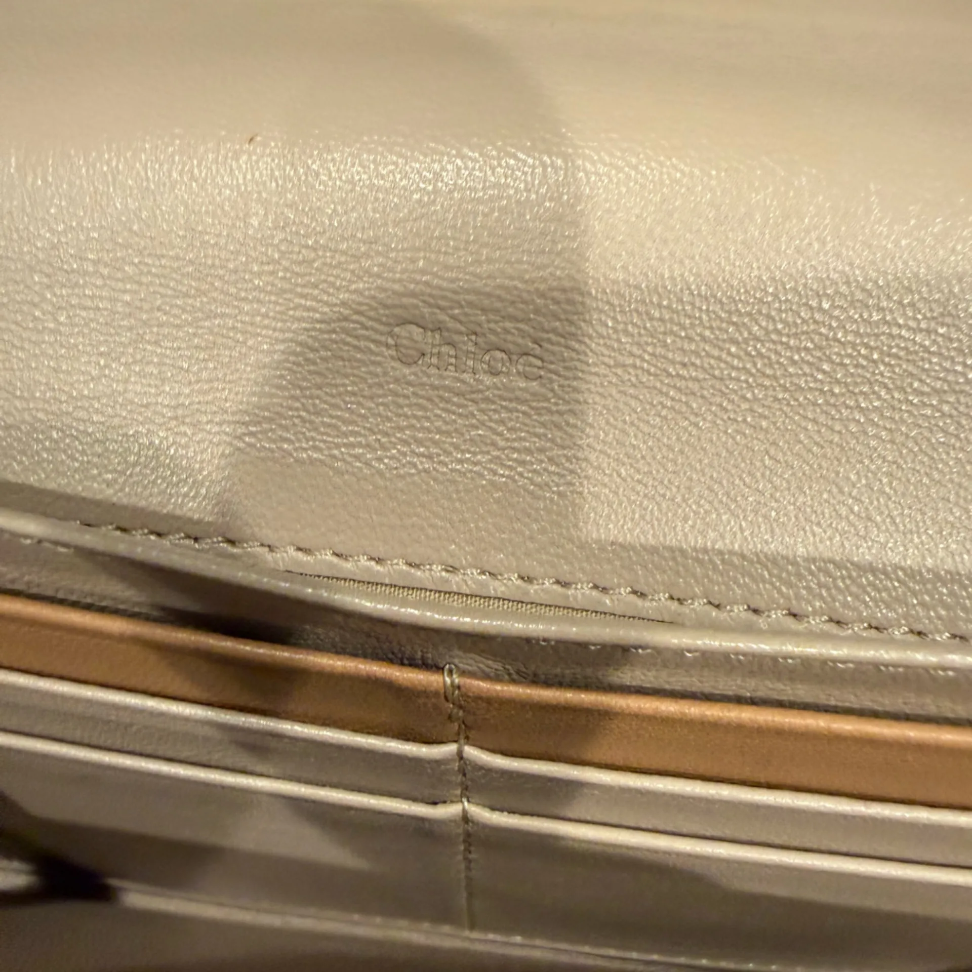 Chloe Indy Continental Flap Wallet Blush Pink Grained Leather Logo Closure - Image 10