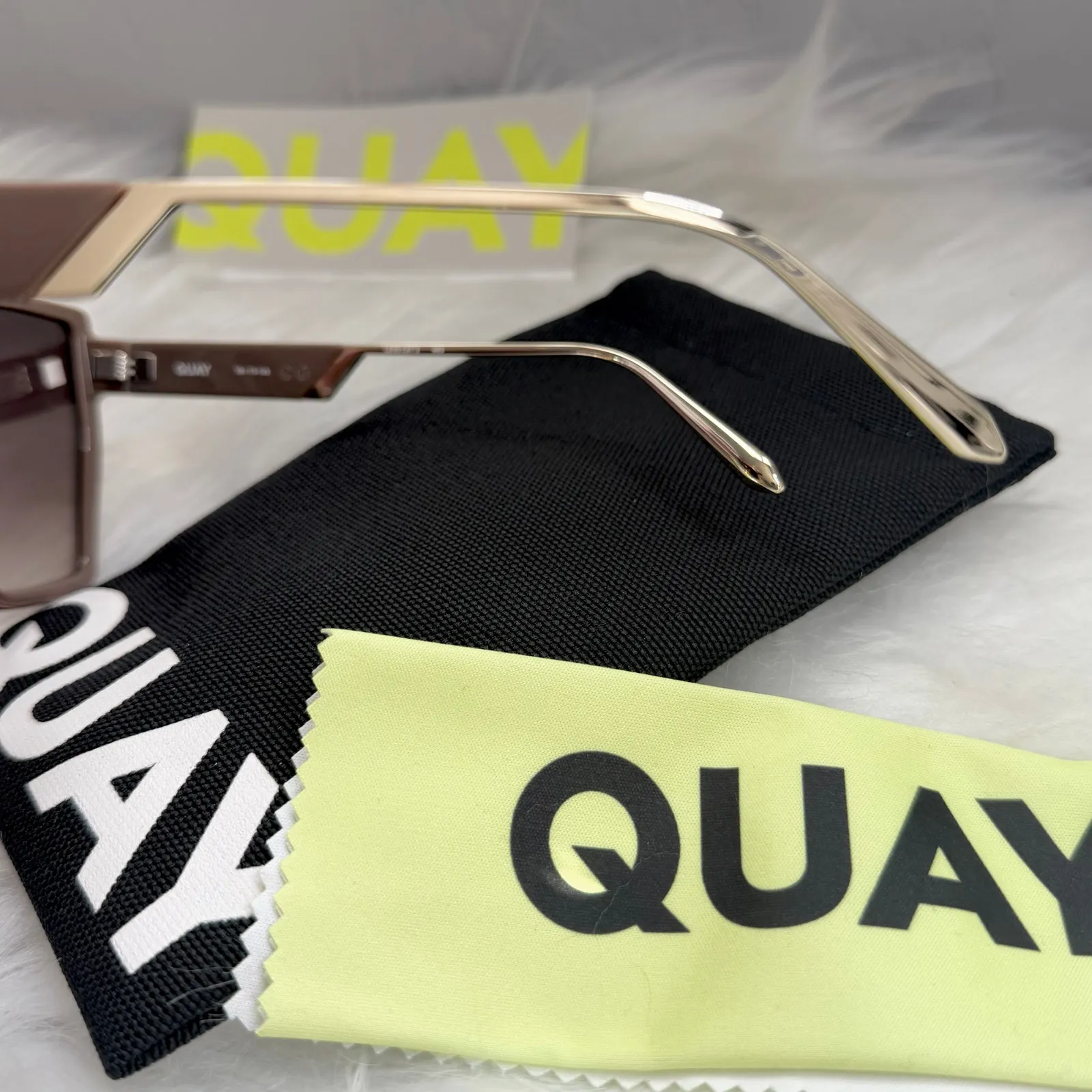 New Women’s Quay Australia Hotel Lobby Oversized Square Sunglasses Doe Brown - Image 4