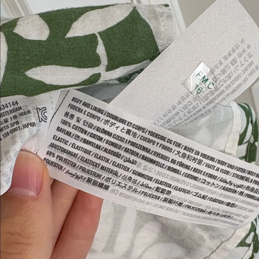 Abercrombie & Fitch green floral puff sleeve ruched crop top NWOT - Image 3