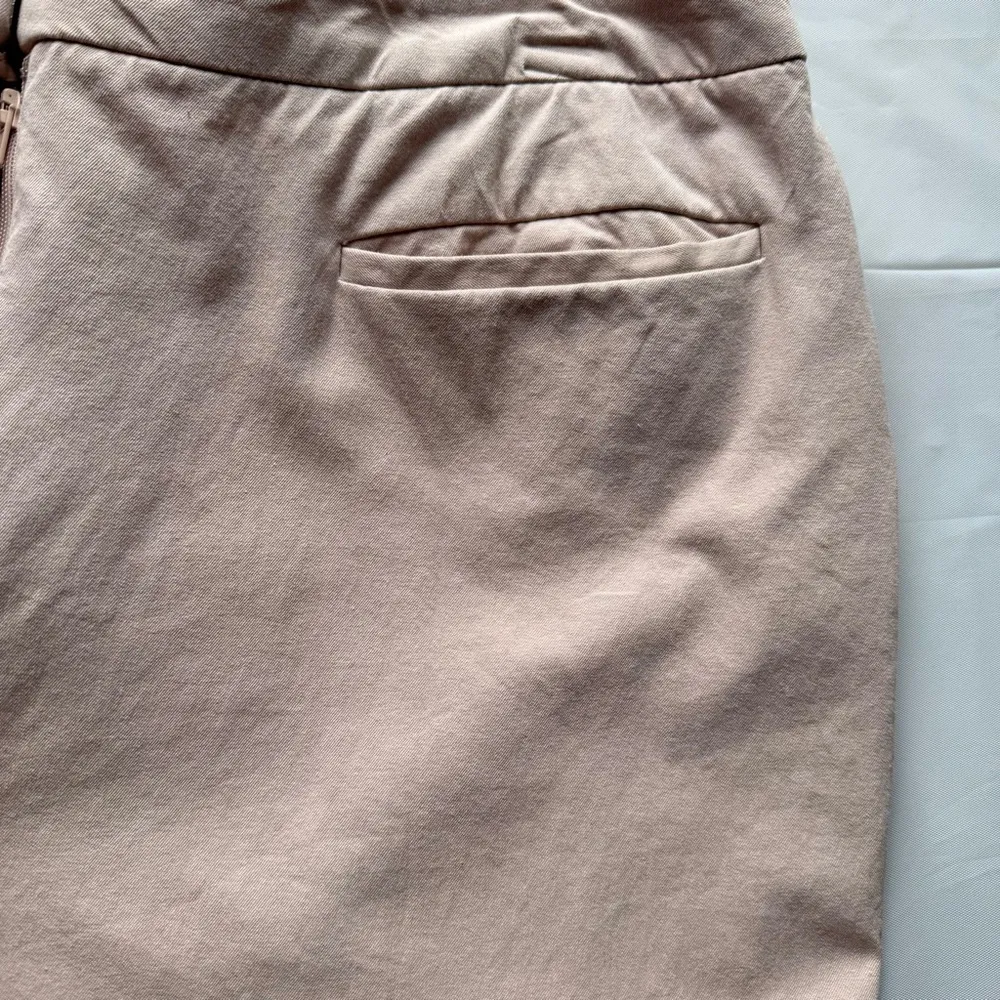 Light Mauve Beige Cotton Blend Flat Front Ankle Pants Size 12 - Image 3