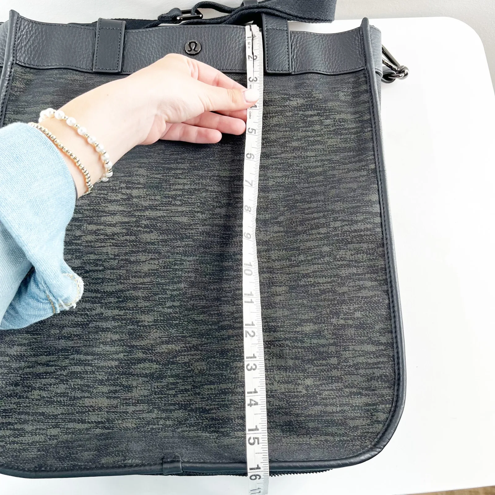 Lululemon Athletica Now and Always Shopper Tote Black - Image 12