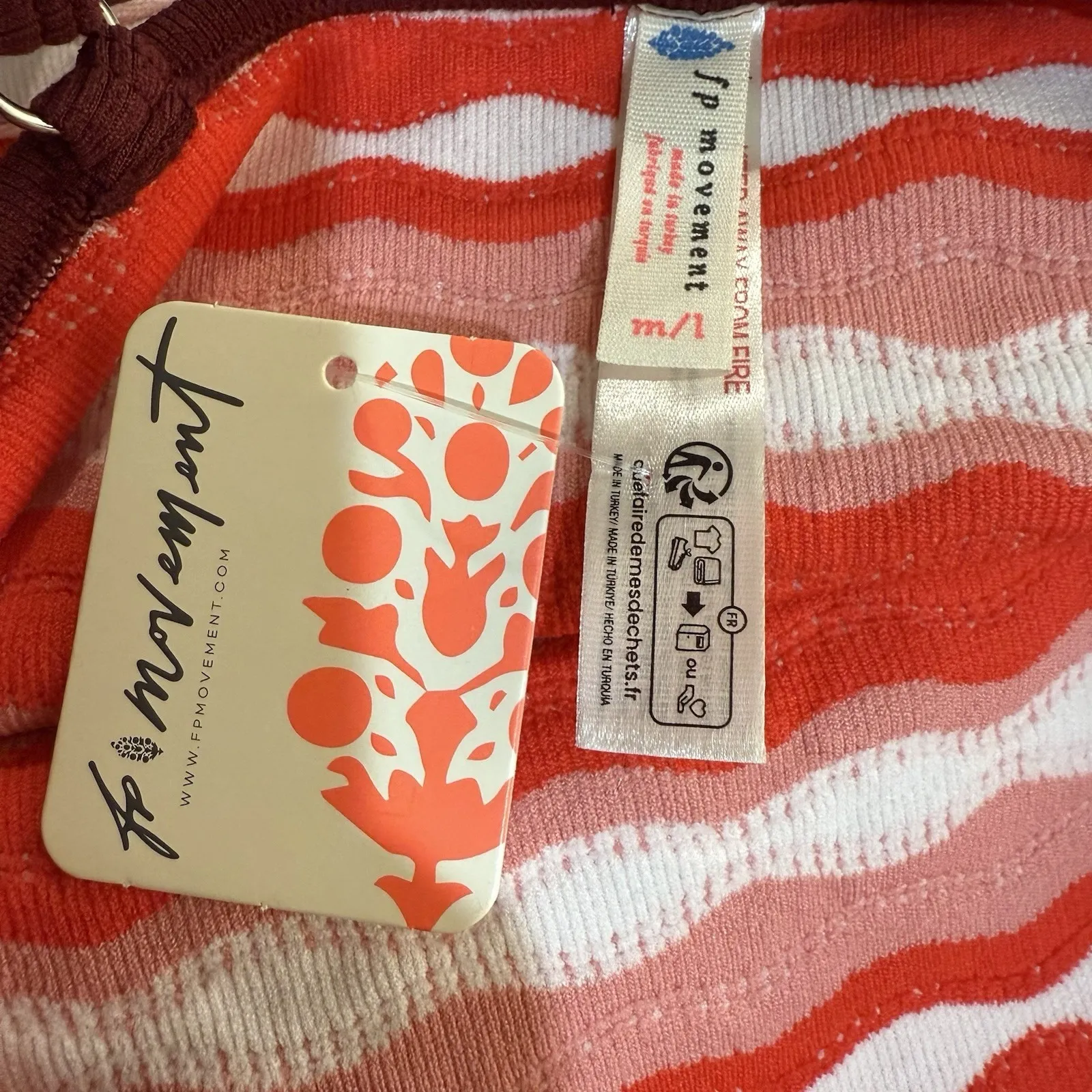 Free People Movement Sunset Cami M/L Pink Red Flame Combo Textured Cropped New - Image 3