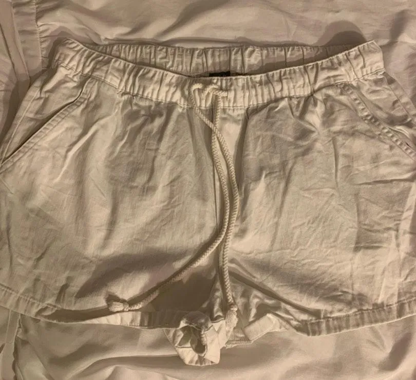 American Eagle White Linen Drawstring Shorts - Image 2