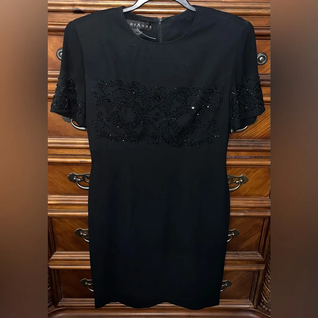 Vintage MARIANNA Embellished Beaded Black Formal Sheath Dress Size 6 - Image 4