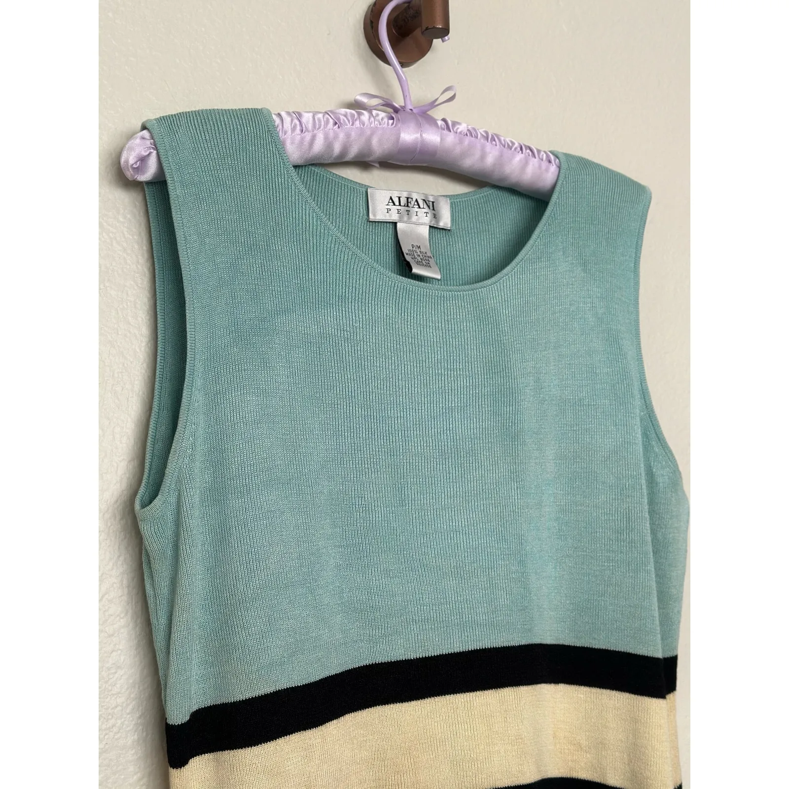 Vintage 100% Silk Alfani Colorblock Blue Black Yellow Knit Tank Top Retro - Image 3
