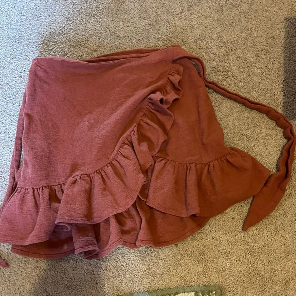 Zara medium wrap skirt - Image 4