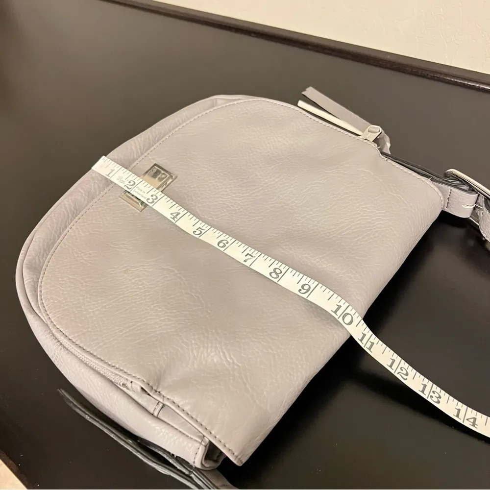 Juicy Couture Rosa vegan leather saddle bag/Crossbody adjustable strap10”x11” - Image 14