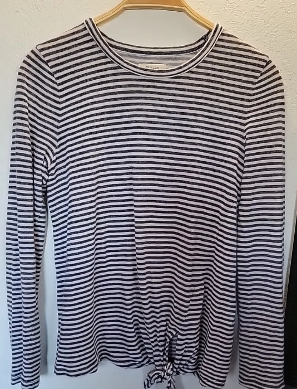 Madewell Women's Side Tide Black and White Striped Long Sleeve T Shirt Size M - Image 11