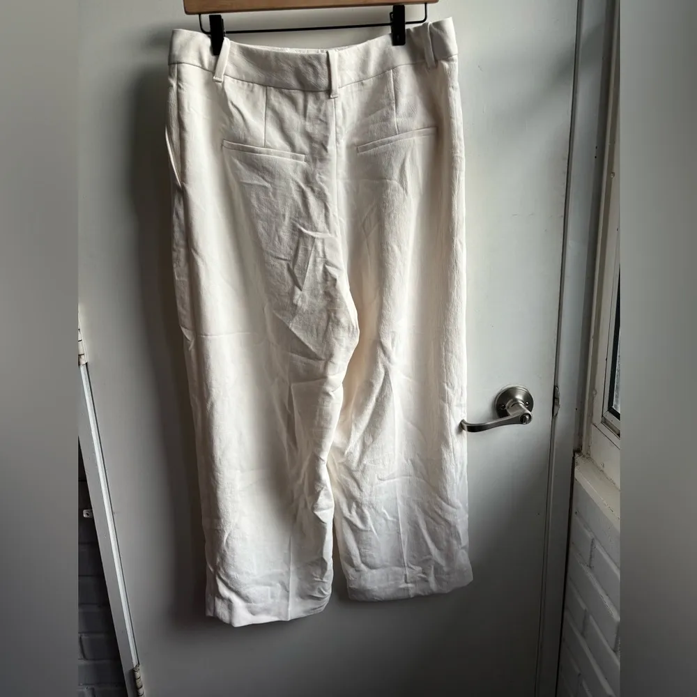 Aritzia‎ The Effortless Pant Cropped CruiseLinen 12 workwear minimalist holiday - Image 4
