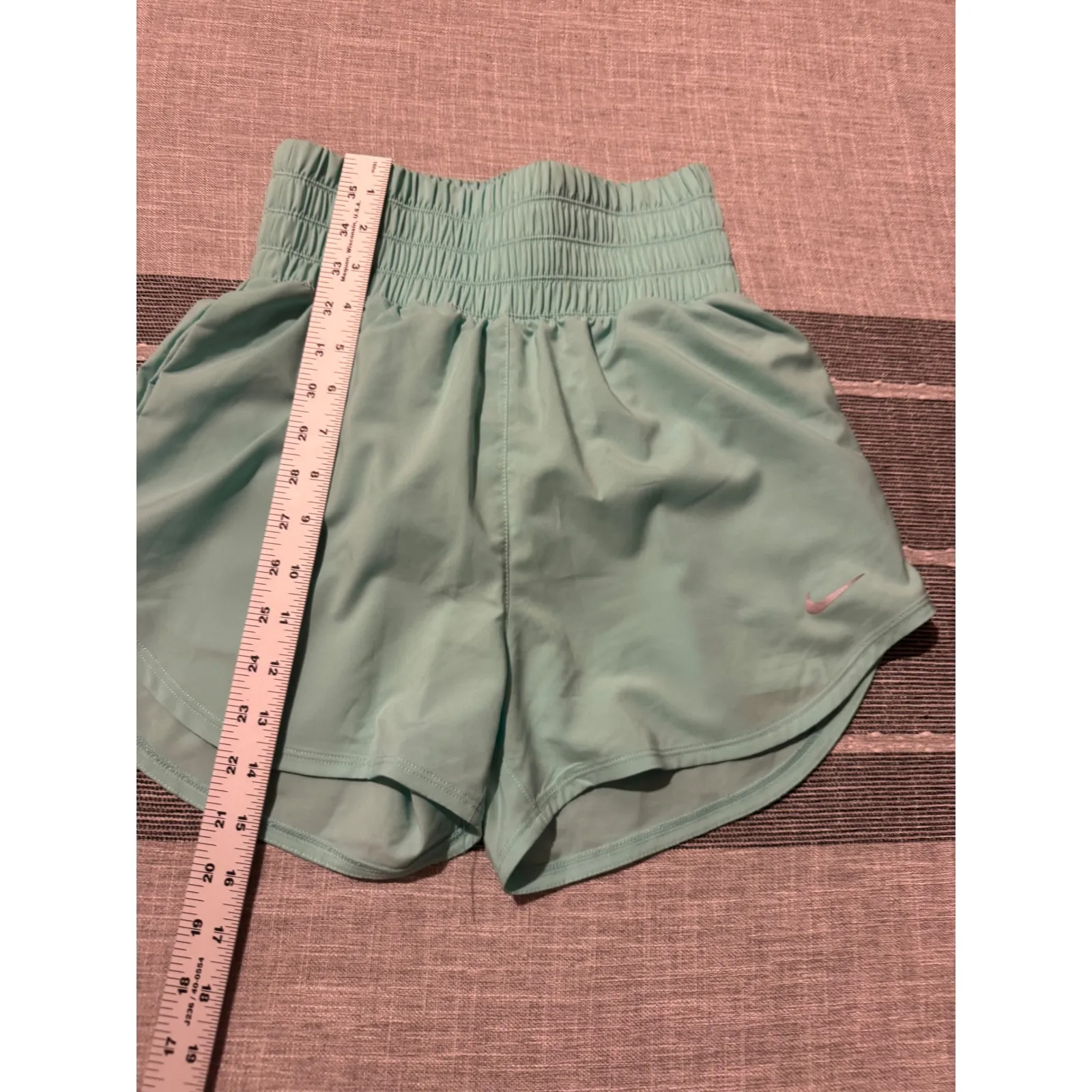 Nike Dri Fit Women's Aqua Mint Running Shorts High Waist XS - Image 2