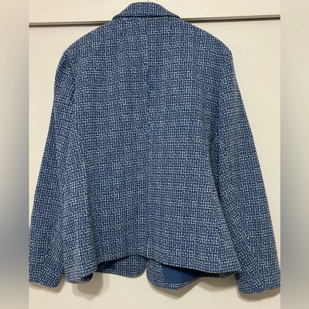 Free Assembly Women's Blue White Tweed Jacket Blazer Gold Buttons Size L - Image 6