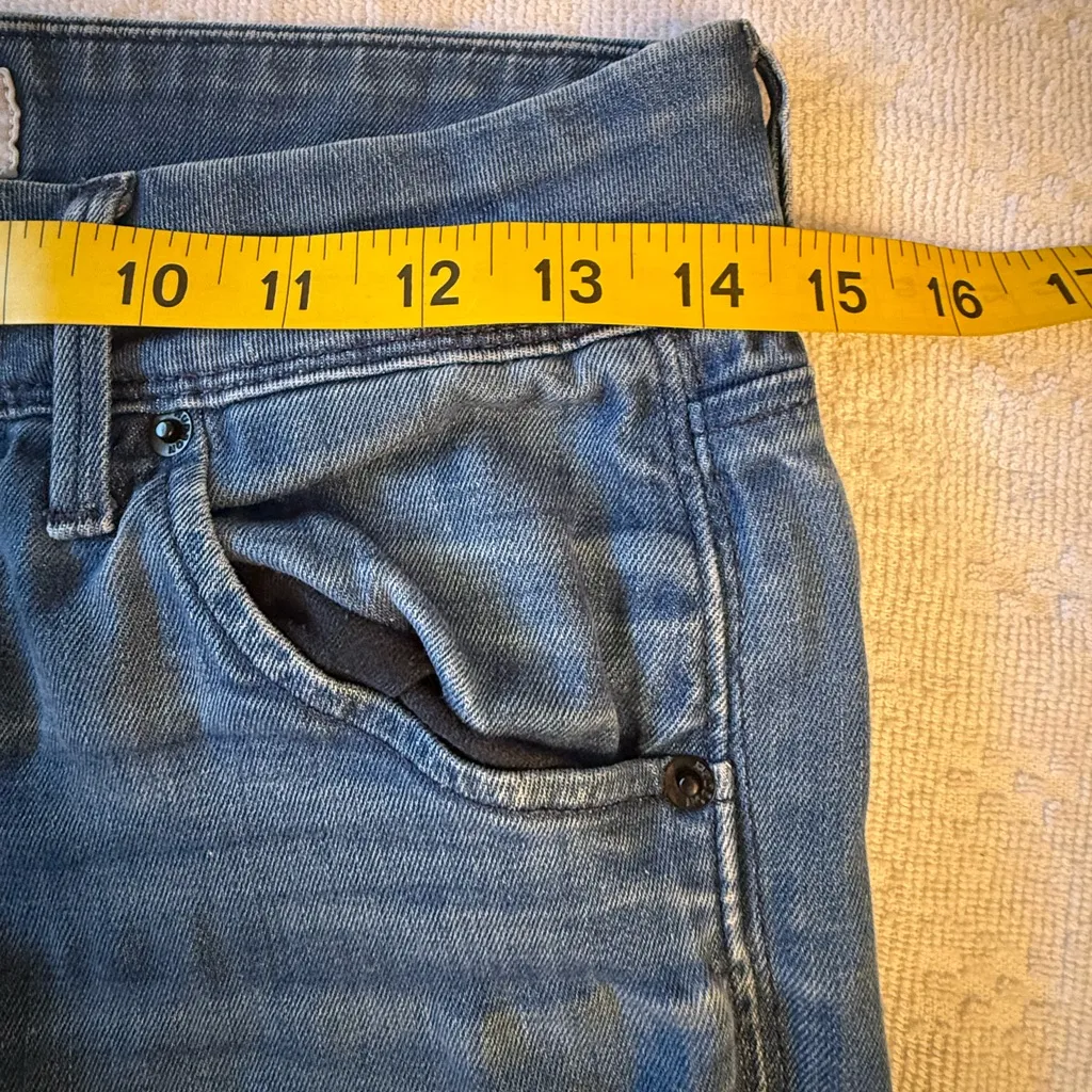 Hudson Jeans  in Classic Blue - Image 3