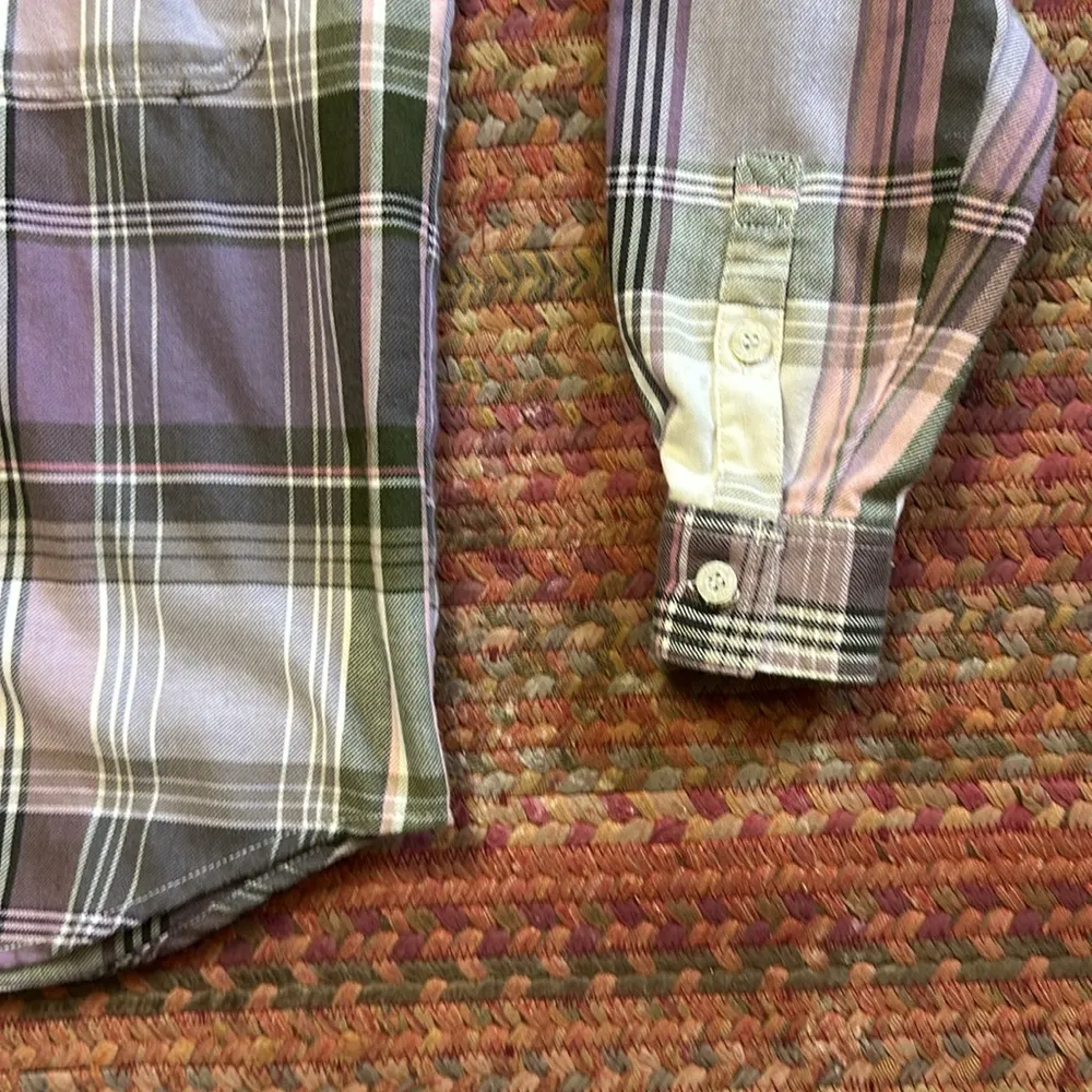 VTG PINK & GREEN BUTTON UP FLANNEL SHIRT PLAID - Image 4