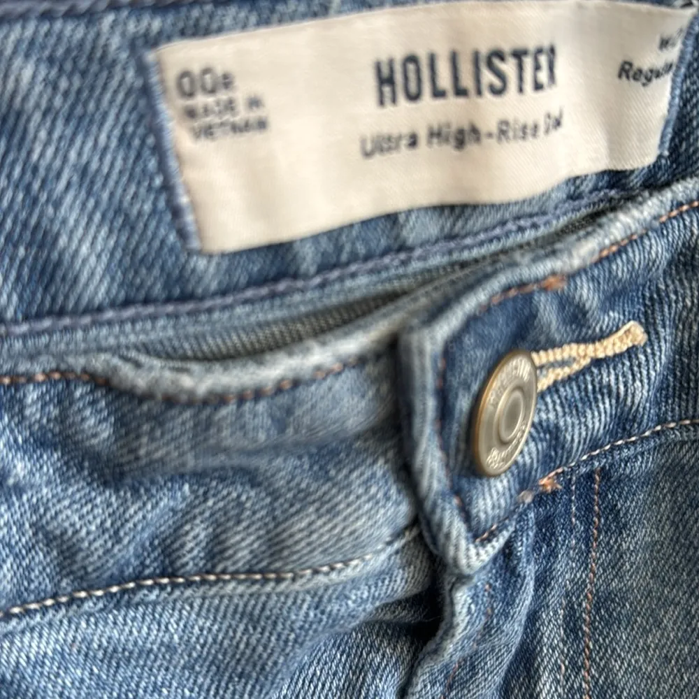 Hollister Ultra High Rosa Dad Jean - Image 5