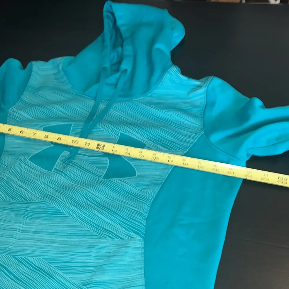 Under Armour Blue/green semi fitted Hoodie - Image 6