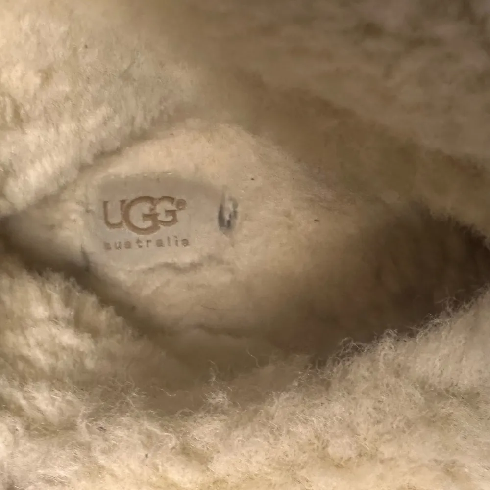 UGG Australia Lexi Fold Over Shearling Lined Booties Chestnut Style 1870 Size 6 - Image 5