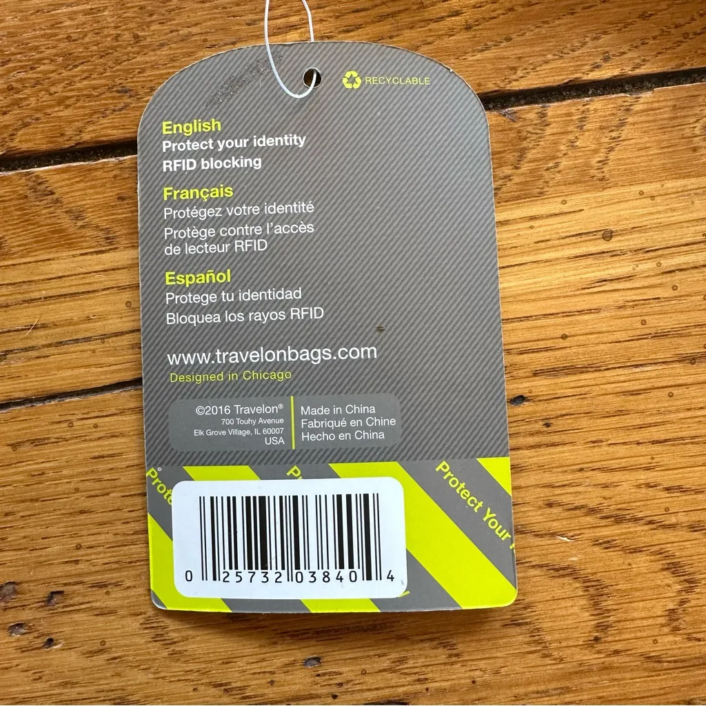 Travelon RFID Blocking Animal Print Zip Around Wallet NWT - Image 5