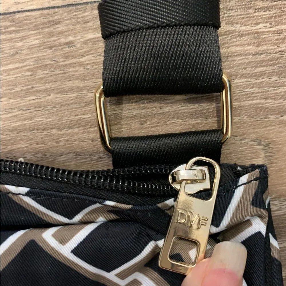 Diane Von Furstenberg Target Collaboration Crossbody Bag NWOT - Image 3