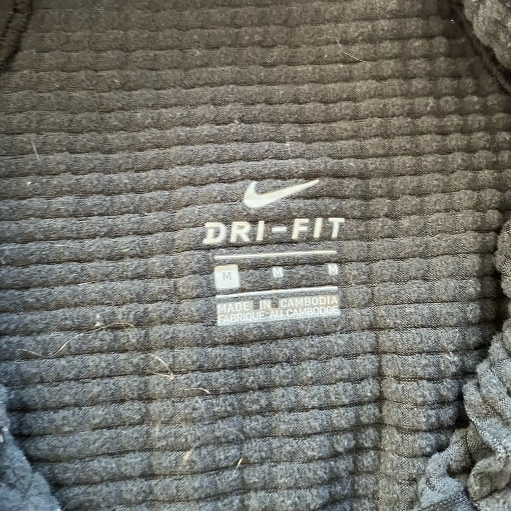 Charcoal Nike Dri Fit quarter zip - Image 2