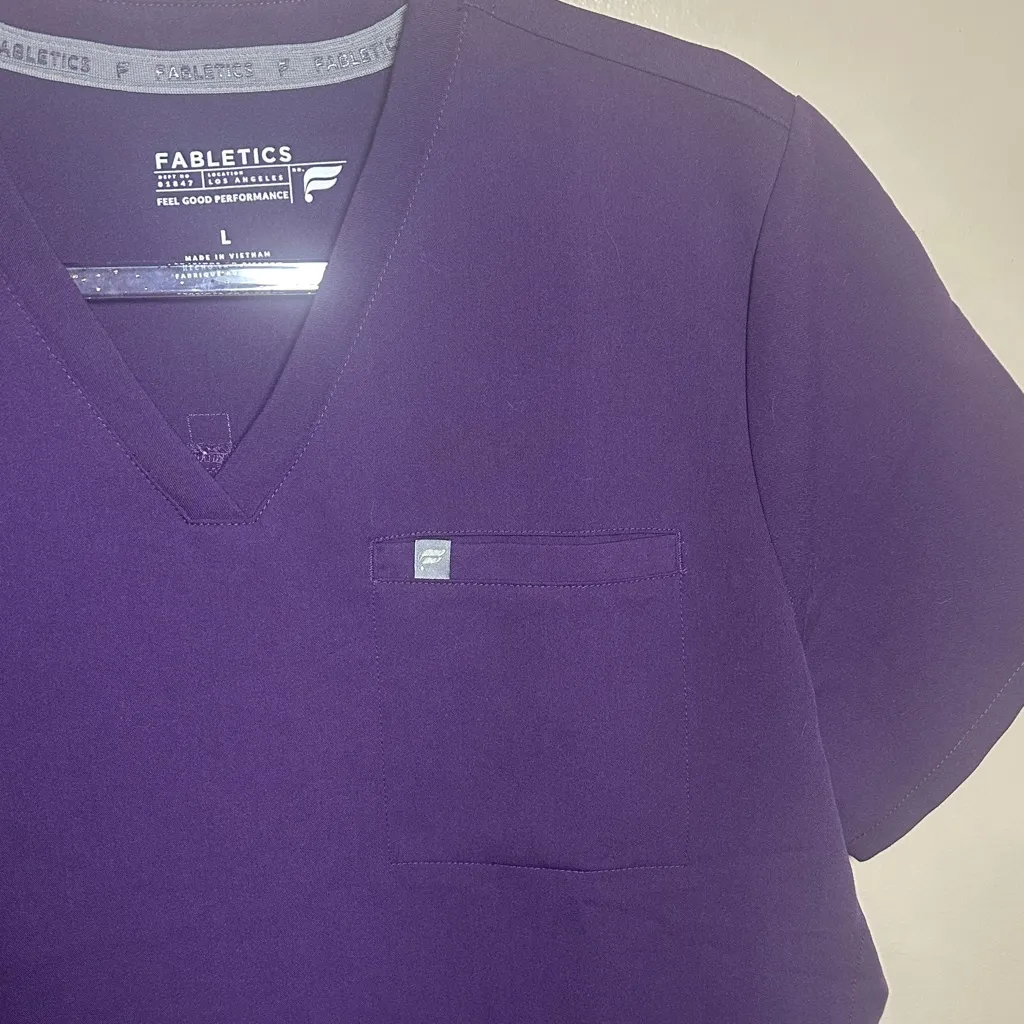 Fabletics Purple Scrub Top | Large - Image 2