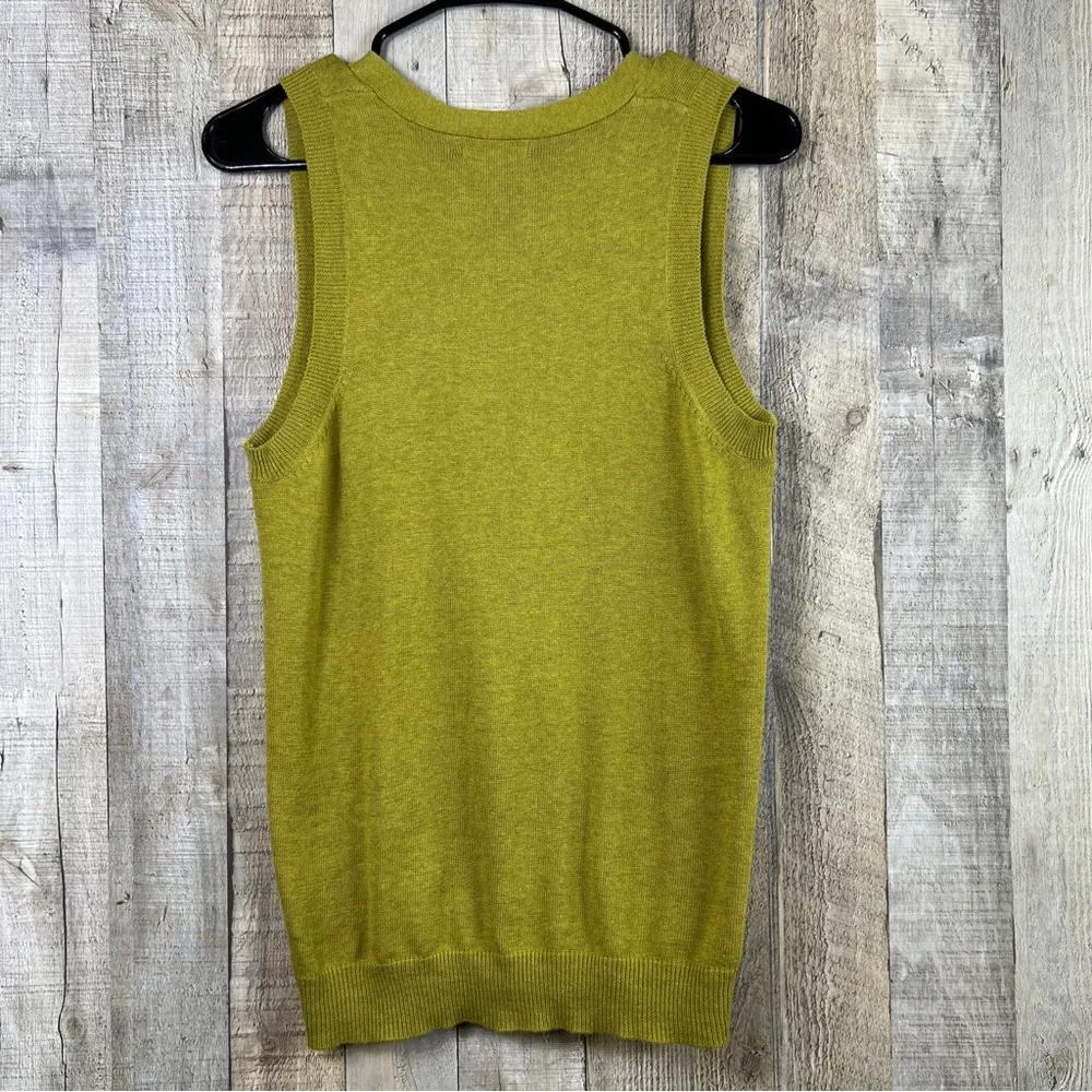 Rue 21 Medium Button Front Lightweight Sweater Vest - Image 2