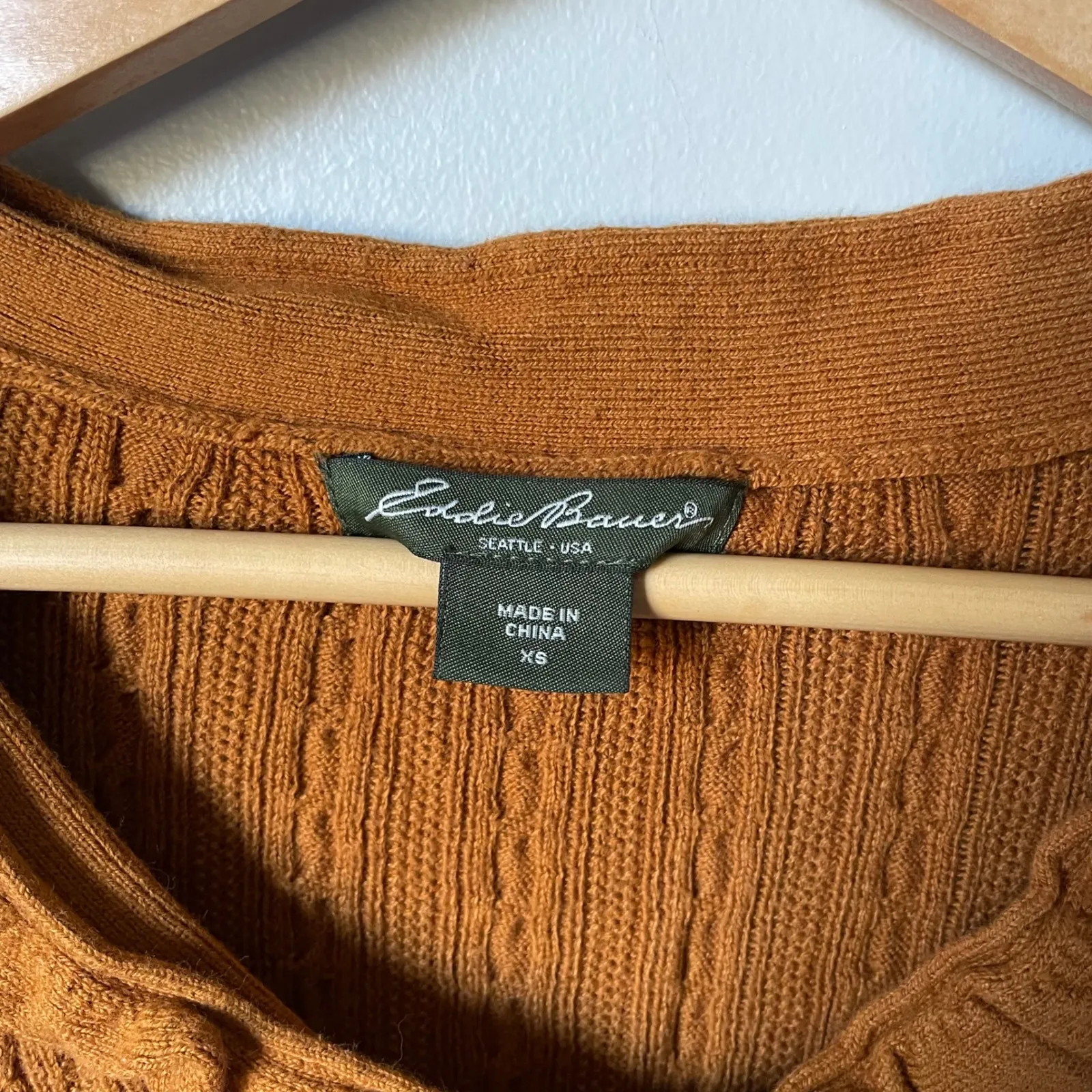 Eddie Bauer Cable Knit V Neck Ruffle Sweater Burnt Orange XS Cotton Nylon - Image 7