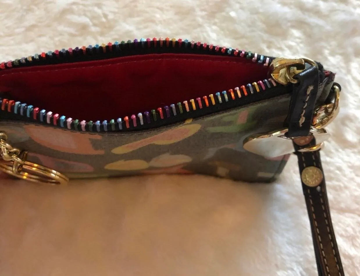 Dooney & Bourke Wristlet Wallet - Image 4