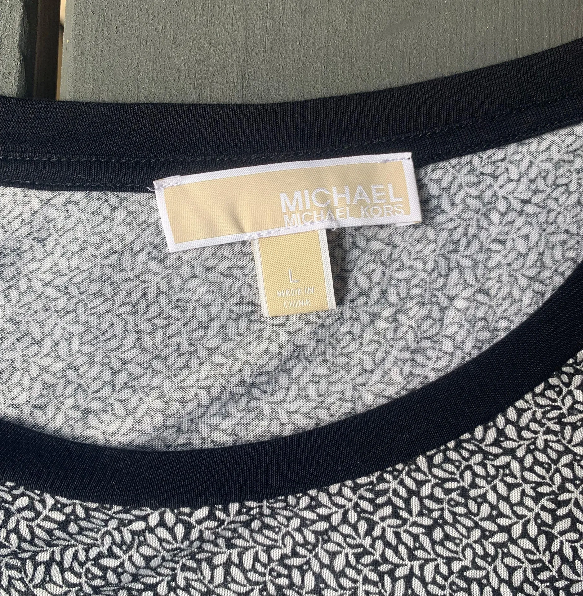 Sheer Detailed Floral Blouse - Image 8