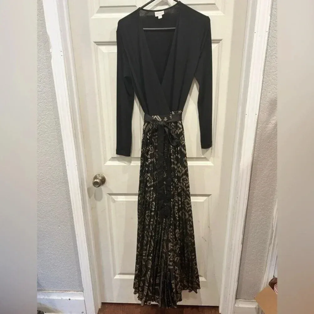 LuLaRoe Elegant Collection Deanne Black Gold Wrap Dress size Small‎ - Image 4