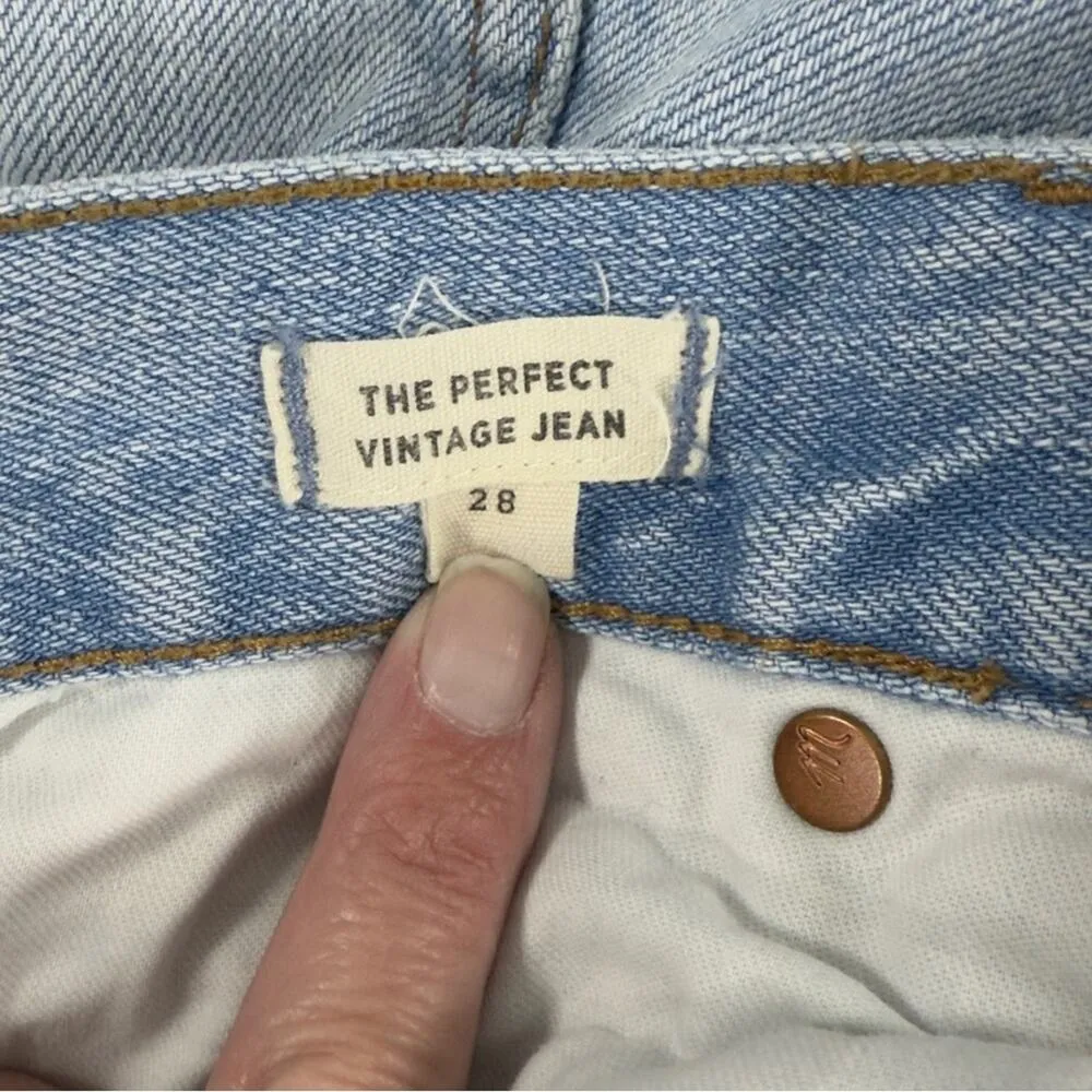 Madewell The Perfect Vintage Jeans Distressed Crop Light Wash Size 28 TINY FLAW - Image 6