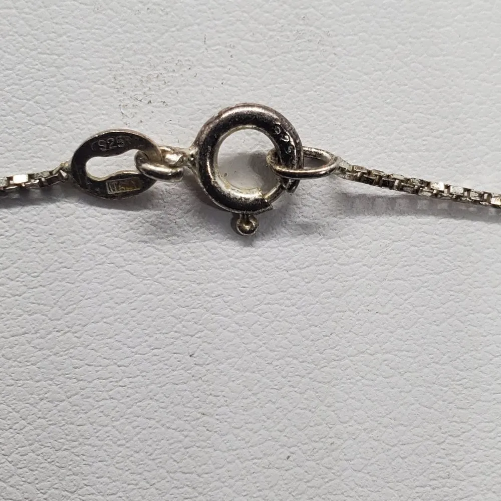 Sterling Silver Necklace & Crucifix Pendant Silver - Image 4