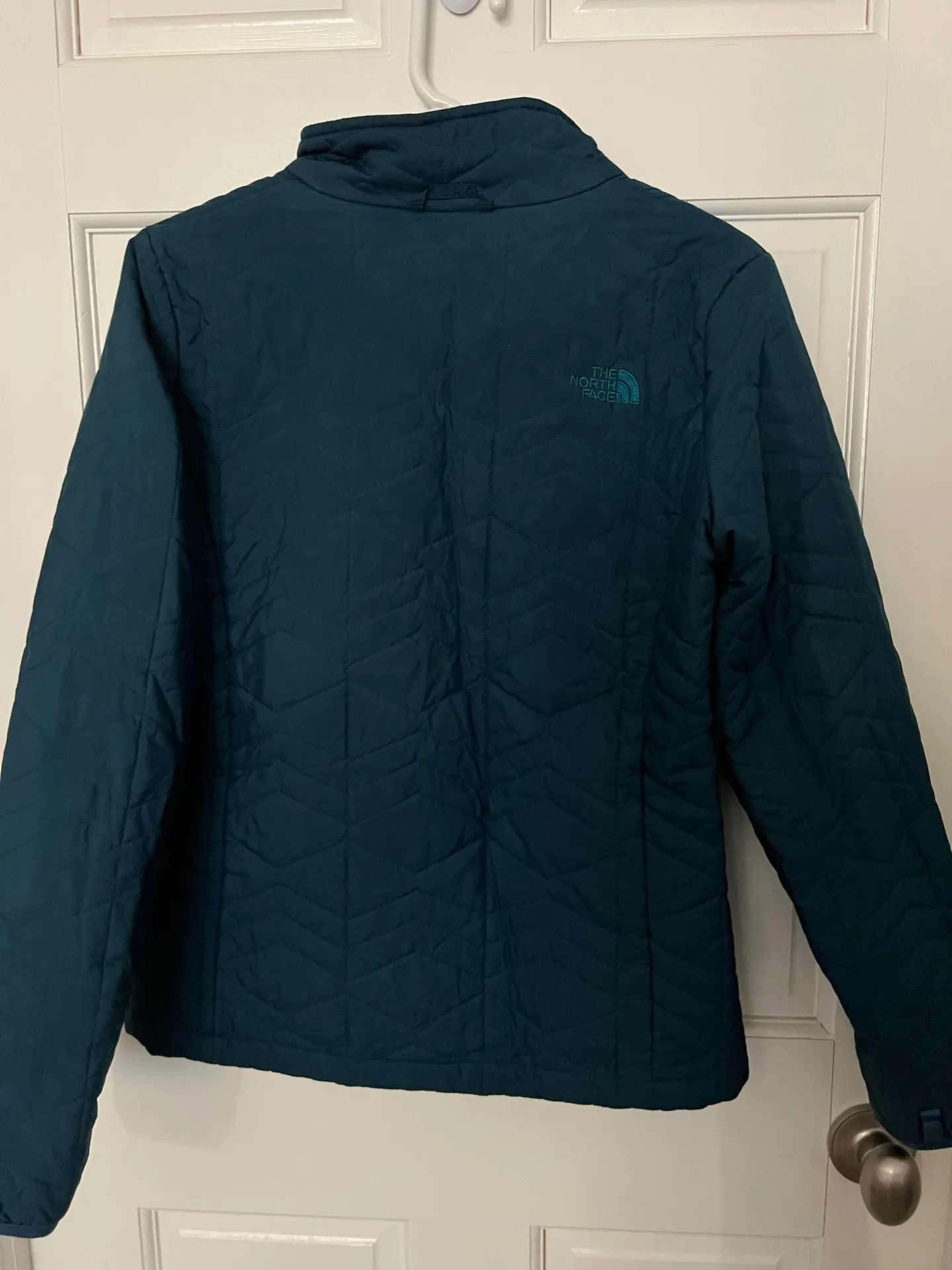 The North Face Thin Winter Coat Jacket - Image 3